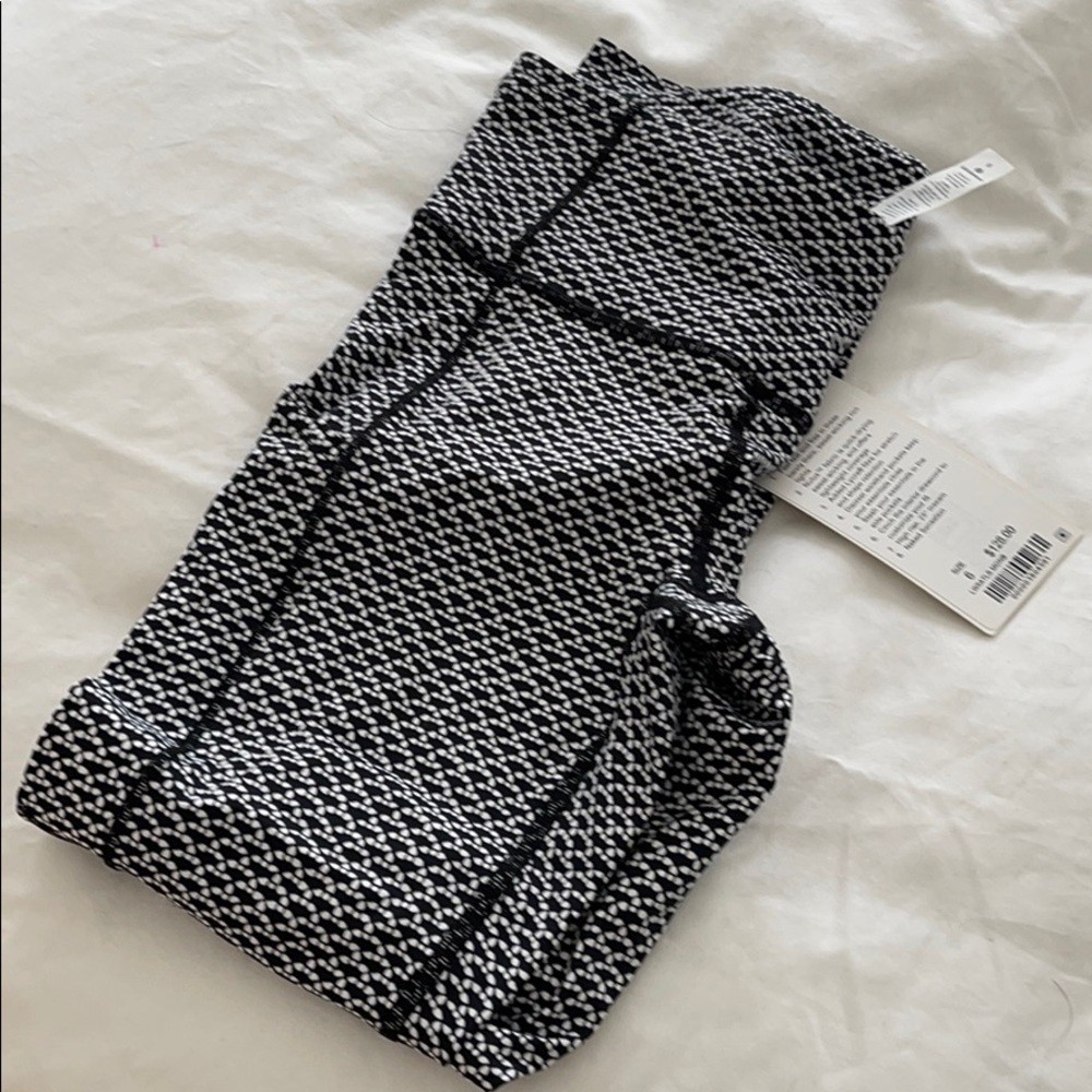 Lululemon Fast and Free 7/8 size 6